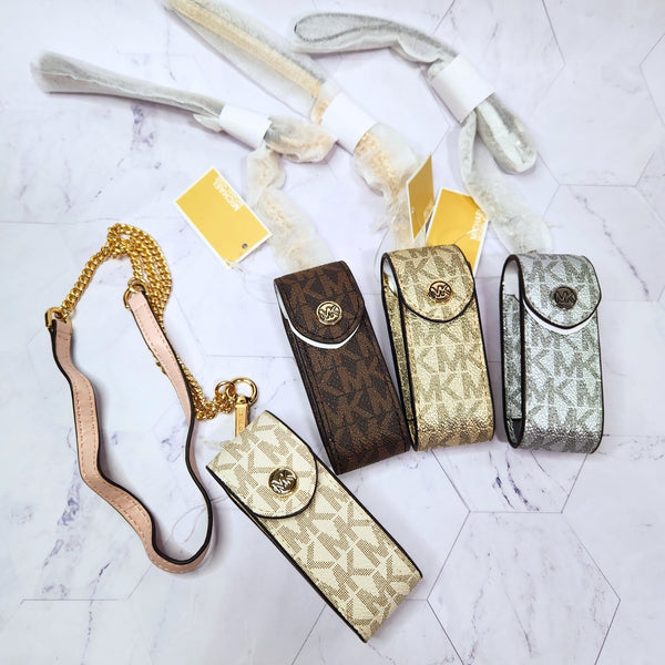 Porta labial Michael Kors Lips case colores