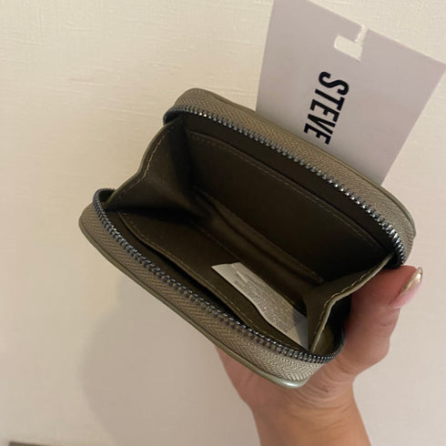 Monedero y tarjetero Steve Madden BGerad Oliva
