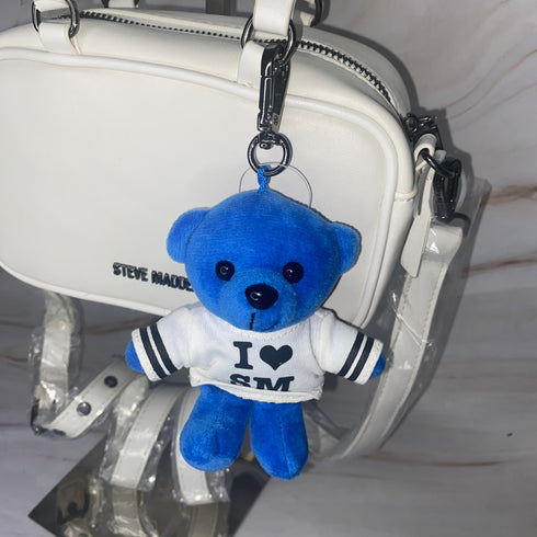 Crossbody Steve Madden BKrush small con osito colgante blanco