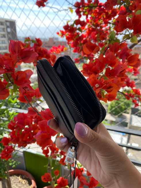 Billetera Steve Madden BCOBAIN mediana negra