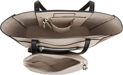 Tote Steve Madden Kimmy Tan con accesorios trio color