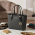 Tote Michael Kors Jet Set Travel XS negro logo monograma