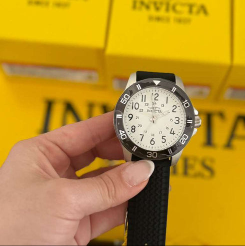 Reloj INVICTA hombre silicona con caja