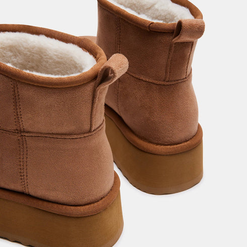 Botin by Steve Madden Crue Chestnut Madden Girl