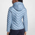 Parka Michael Kors mujer Celeste/monograma azul marino, Chevron Logo Print Quilted Nylon Reversible