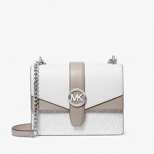 Cartera Michael Kors Greenwich Small Signature Logo blanco y gris
