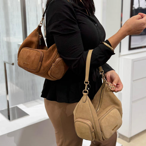 Cartera Michael Kors Merritt mediano convertible de gamuza lugagge