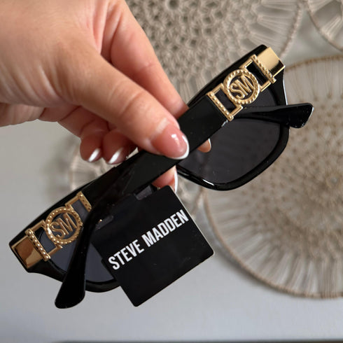 Lentes de sol Steve Maden Rose negro ( reserva por WhatsApp)